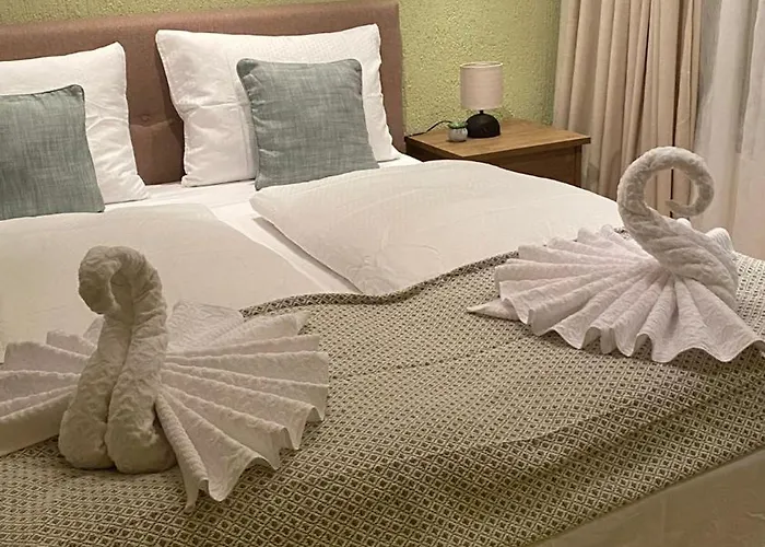 Eda Aparts Lägenhet *